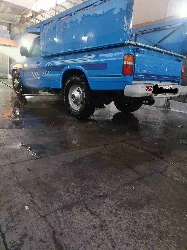 نیسان 1402|خودرو سواری و وانت|قم, باغ شریفی|دیوار