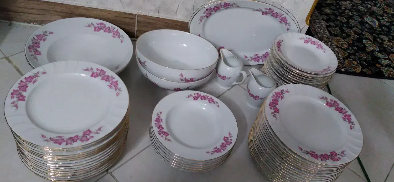 پلوزرین|ظروف سرو و پذیرایی|اراک, |دیوار