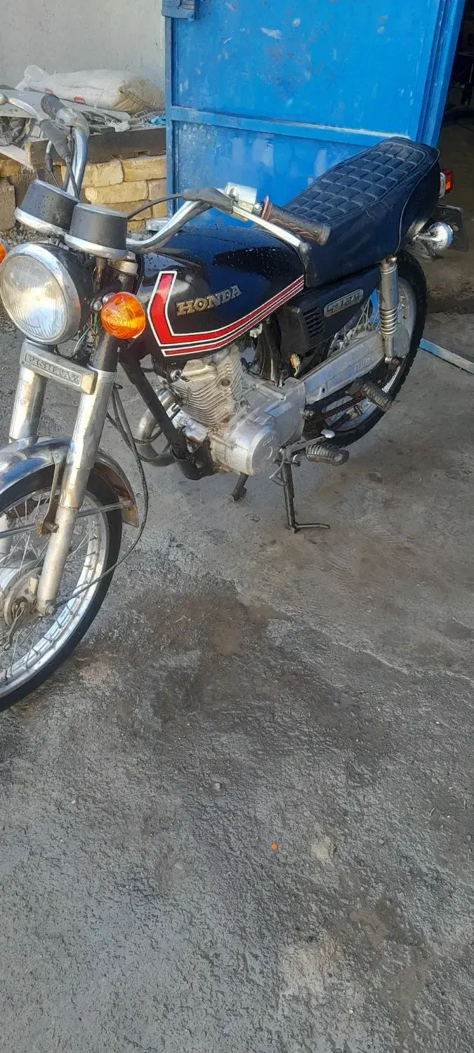 هوندا مدل ۹۲|موتورسیکلت|نجف‌آباد, صالح آباد|دیوار