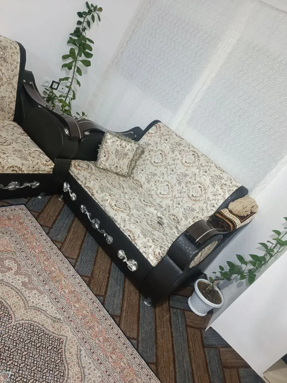 یک دست مبل ۷ نفره|مبلمان خانگی و میز عسلی|ارومیه, |دیوار