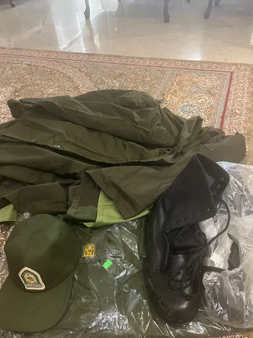 لباس و پوتین سربازی نو|لباس|تهران, حکمت|دیوار