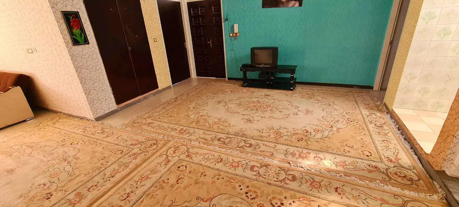 منزل مبله طبقه دوم|اجارهٔ کوتاه‌مدت آپارتمان و سوئیت|شیراز, مسلم|دیوار