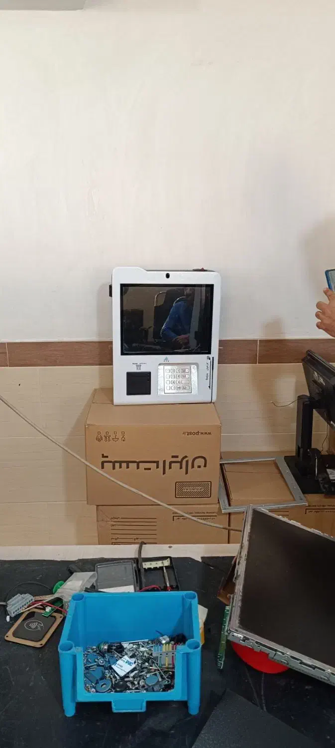 دی بانک|فروشگاه و مغازه|همدان, |دیوار