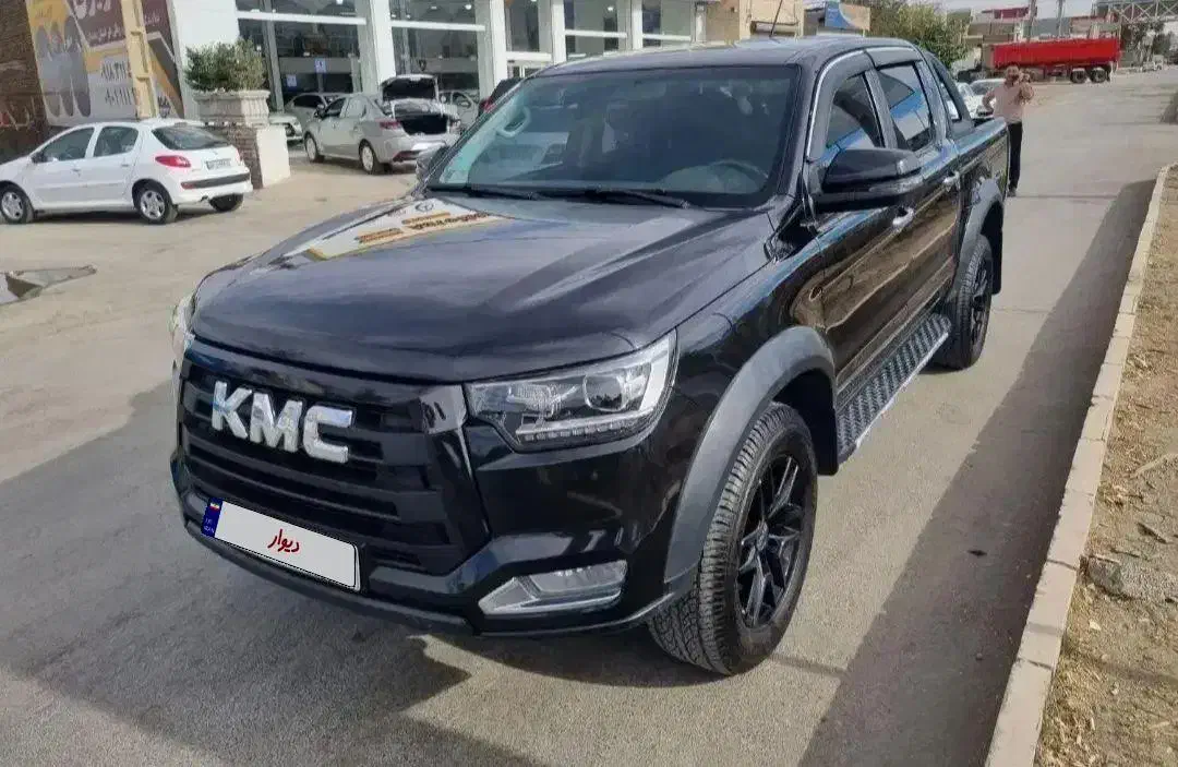 kmc t 8|خودرو سواری و وانت|همدان, |دیوار