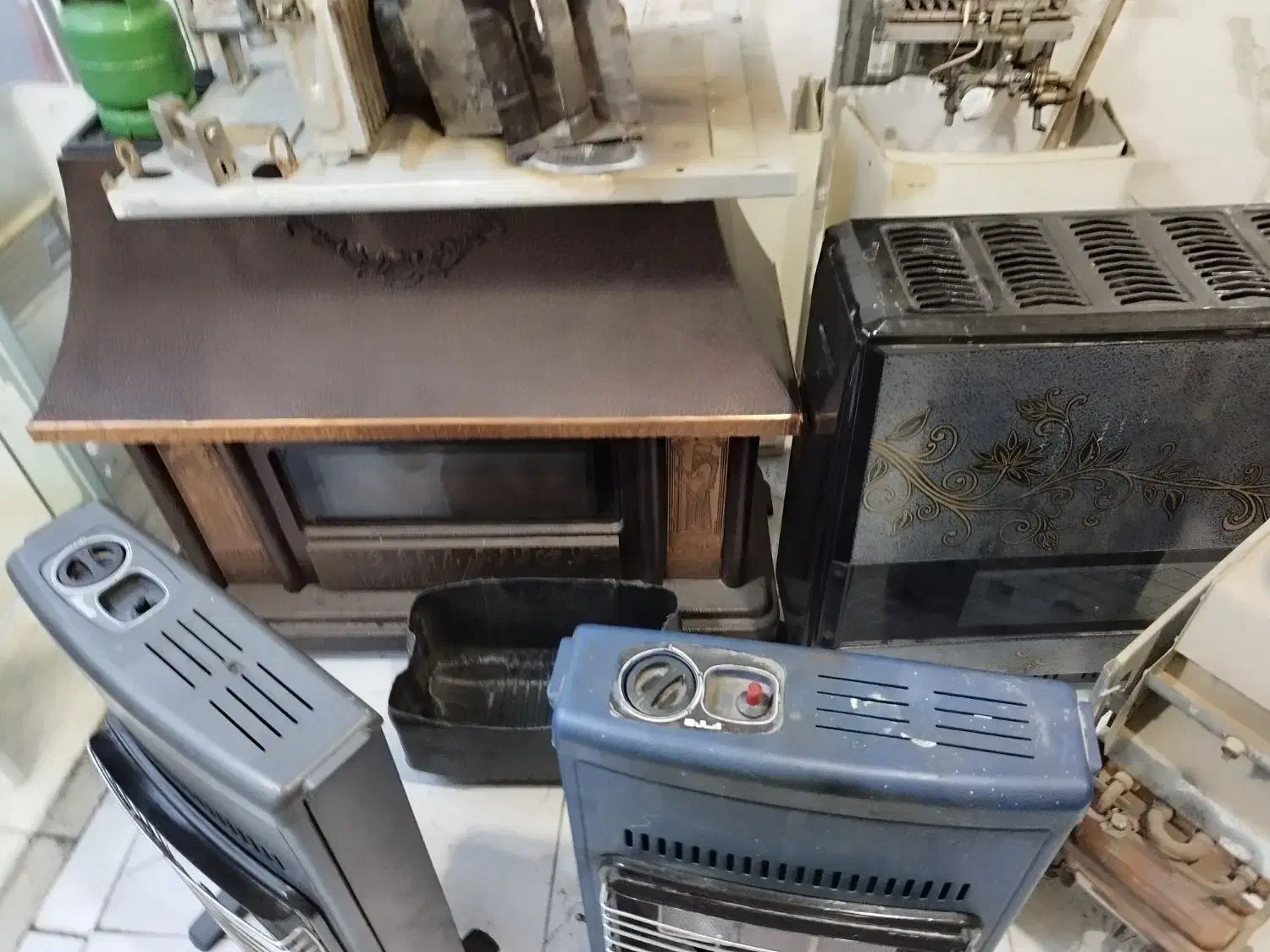 تعمیرات پکیج و آبگرمکن دیواری|خدمات پیشه و مهارت|بومهن, |دیوار