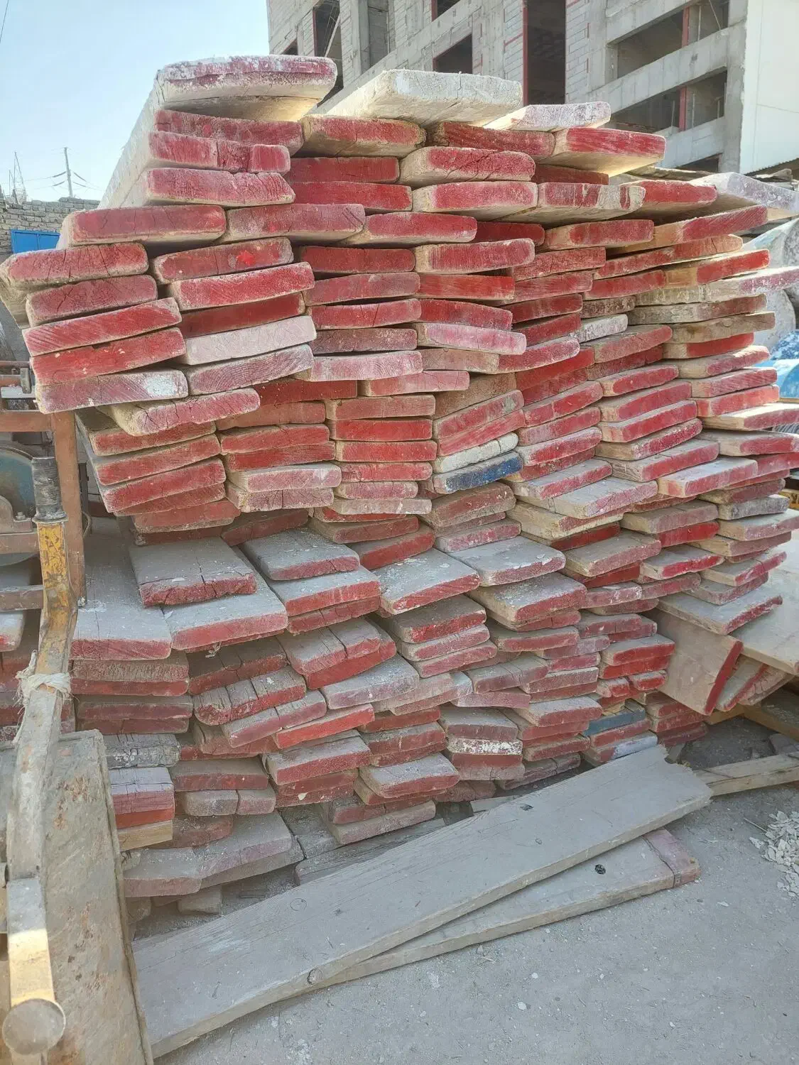 اجاره تخته وبشکه بنایی جک صلیبی بالابر۴پایه چرخدار|خدمات پیشه و مهارت|تهران, اتحاد|دیوار