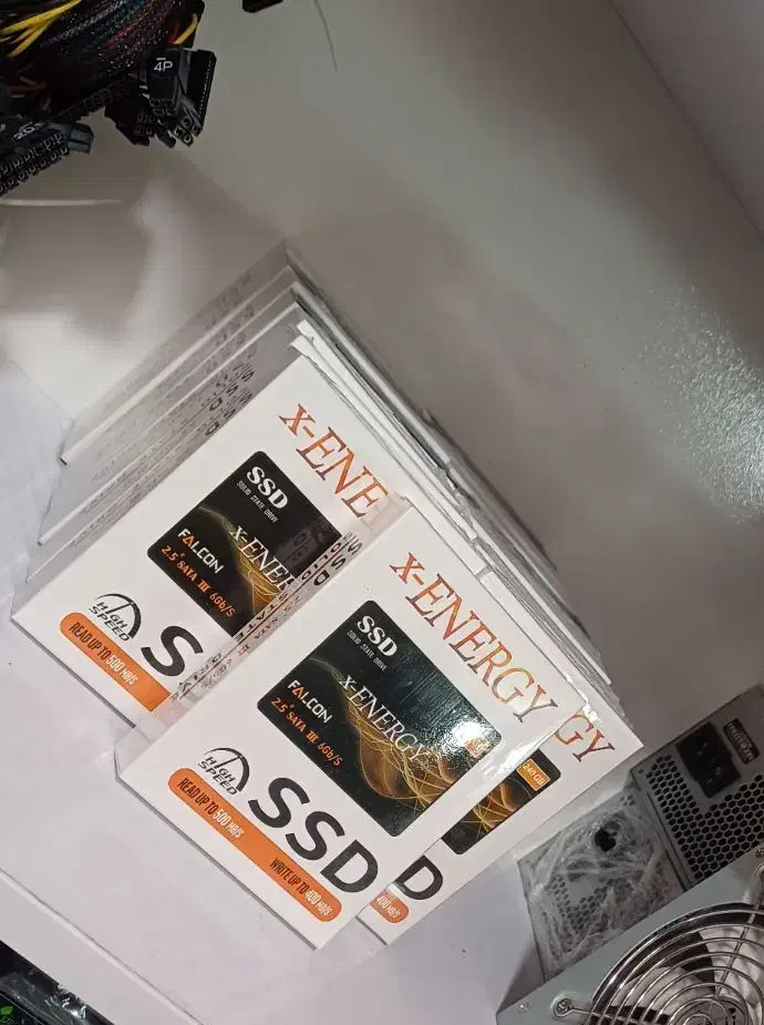 SSD 240GB XENERGY دارای 2 سال گارانتی|قطعات و لوازم جانبی رایانه|شیراز, شهرک پرواز|دیوار