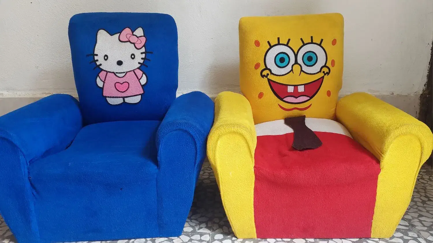 فروش دو عدد مبل بچگانه|مبلمان خانگی و میز عسلی|لنگرود, |دیوار