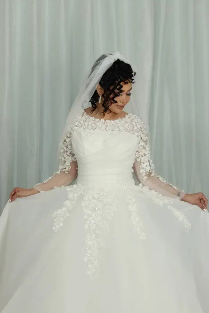 لباس عروس با قیمت فوق العاده|لباس|گرمسار, |دیوار