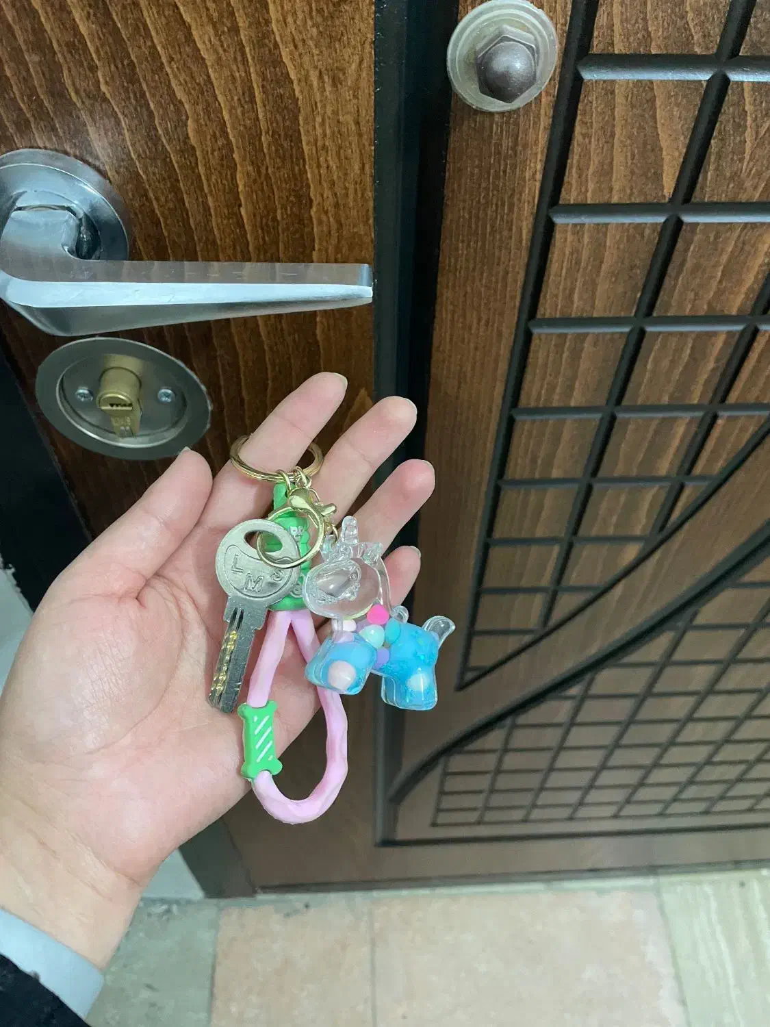 گمشده|اشیا|بانه, |دیوار