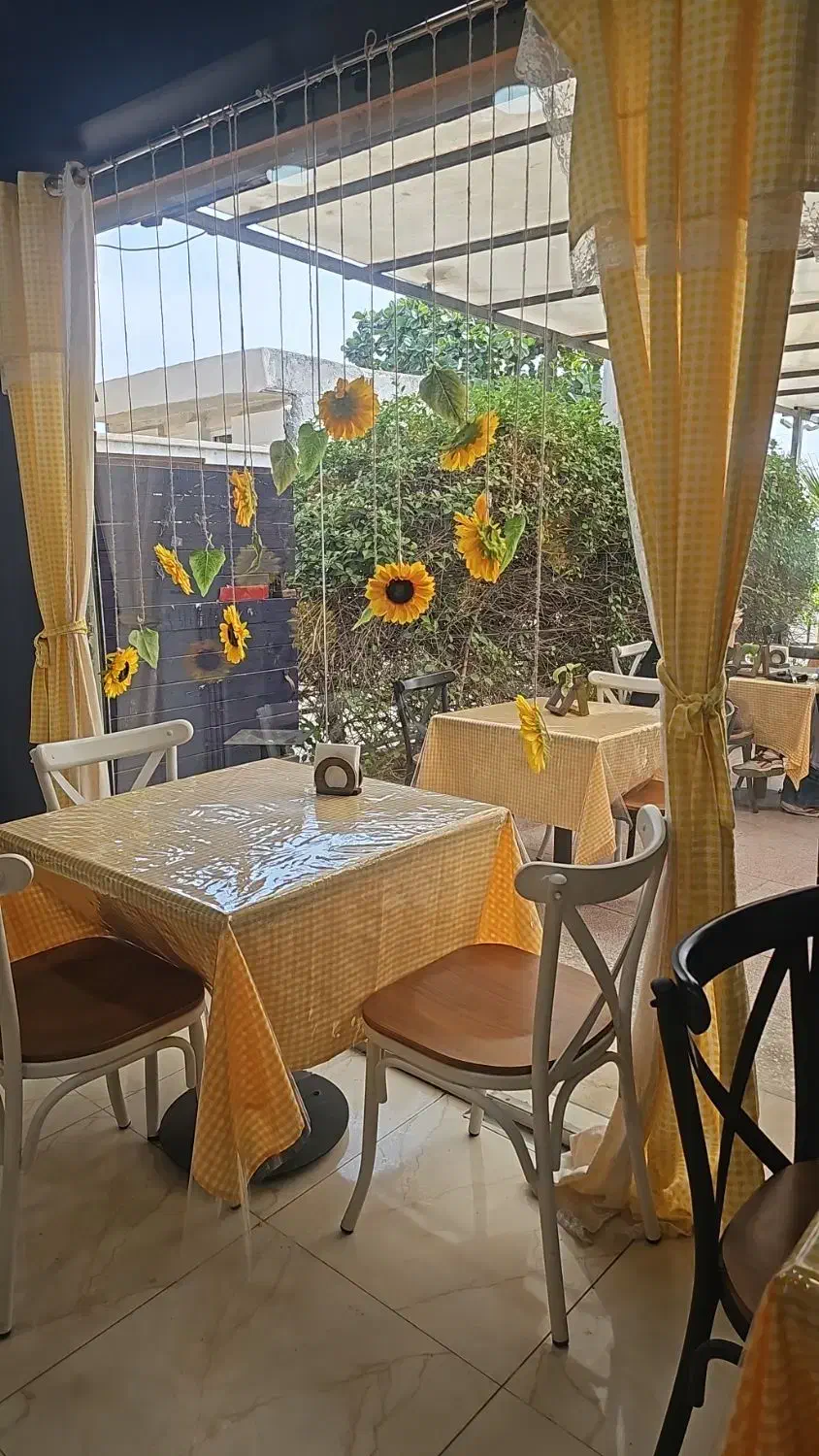 باریستا،سالن کارظرف شور،پیستروبیکر،فست فودکار|استخدام خدمات فروشگاه و رستوران|بندرعباس, |دیوار