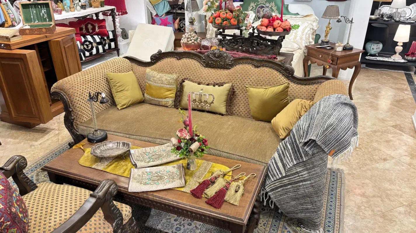 مبلمان آنتیک وارداتی|مبلمان خانگی و میز عسلی|تهران, فرمانیه|دیوار