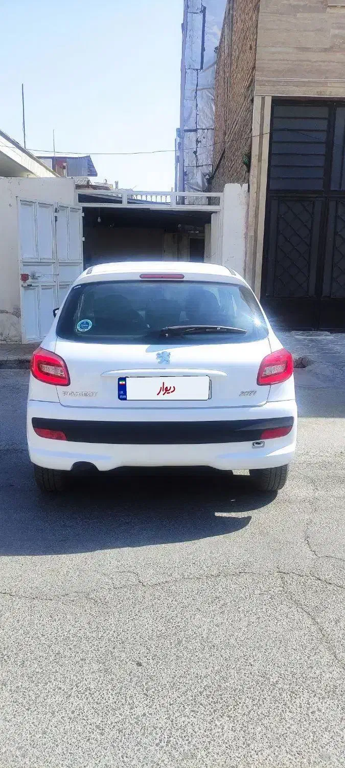 207 1403سقف فلز|خودرو سواری و وانت|تهران, وردآورد|دیوار