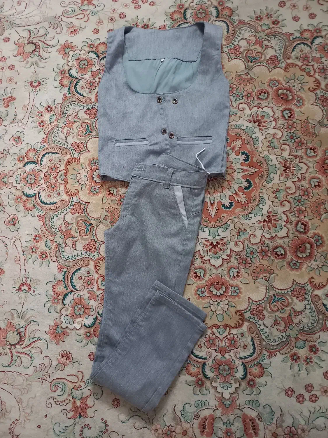 چادردوخته نشده|لباس|زنجان, |دیوار