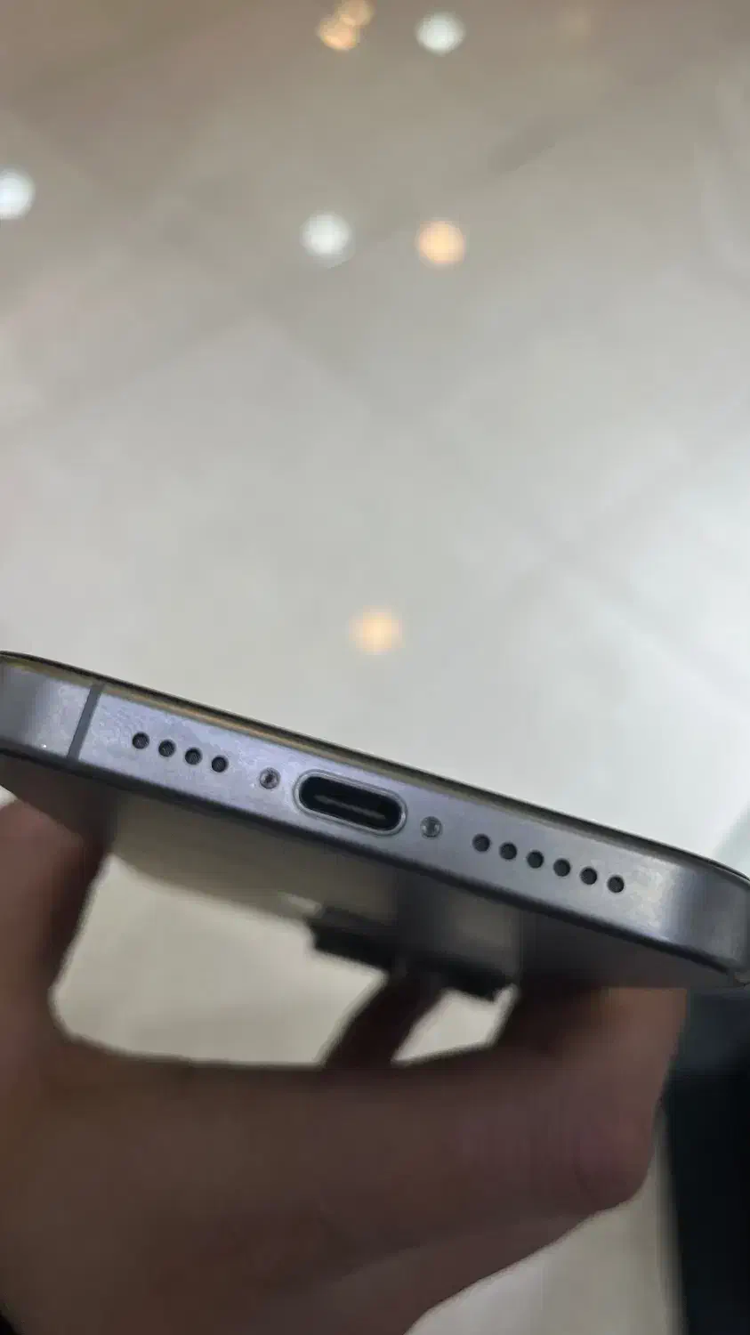 ایفن ۱۵پرومکس|موبایل|خرم‌آباد, |دیوار