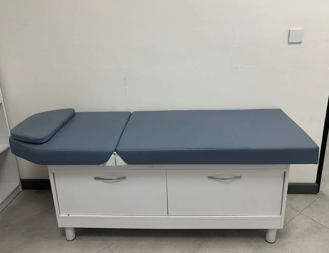 تخت دو حالته برند penti|آرایشگاه و سالنهای زیبایی|تهران, آرژانتین|دیوار