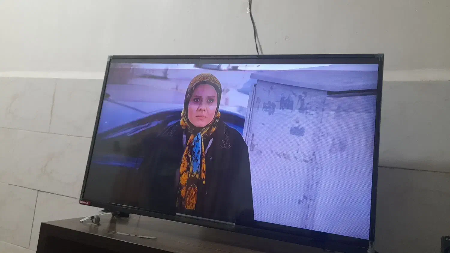 ال ای دی تصویر پرش دارد|تلویزیون و پروژکتور|آق قلا, |دیوار