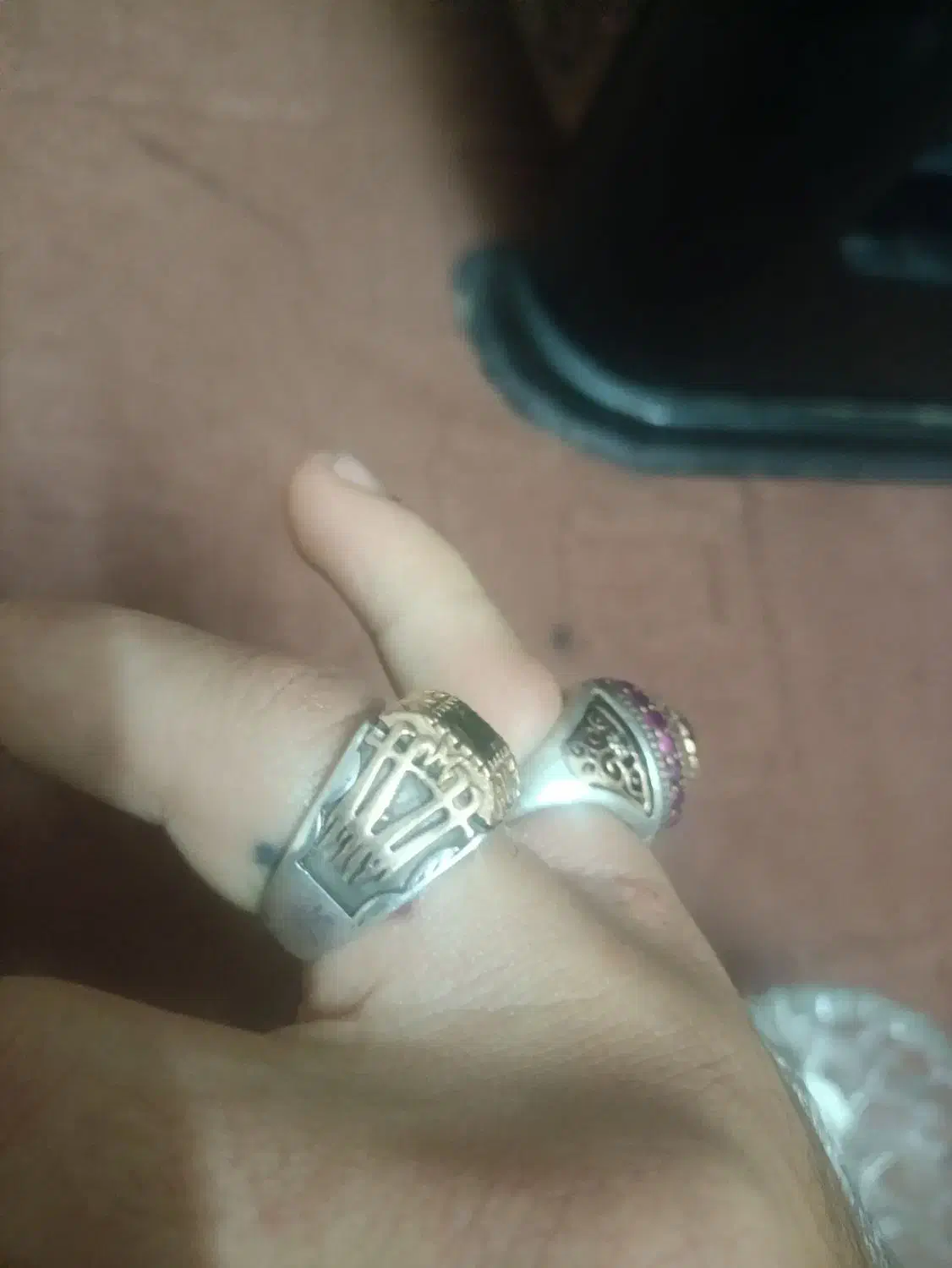 انگشتر زبرجد عقیق سبز کار دست|جواهرات|بومهن, |دیوار