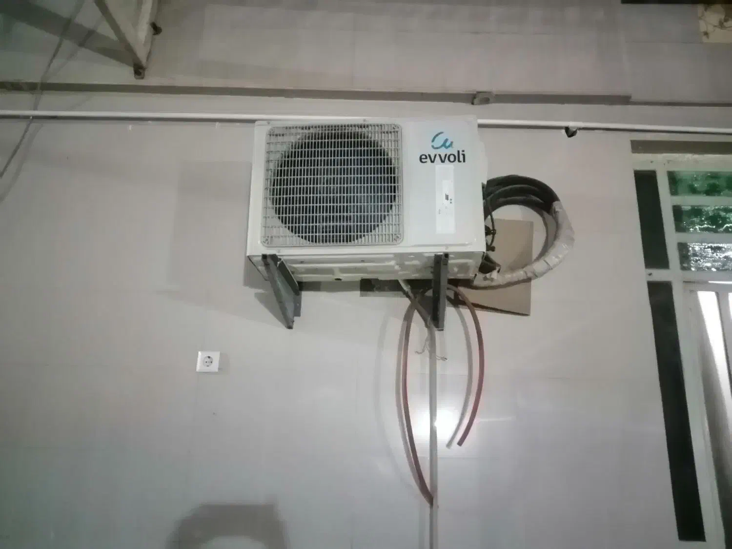 کولر ایوولی 12 هزار|کولر گازی و فن‌کوئل|اهواز, دغاغله|دیوار