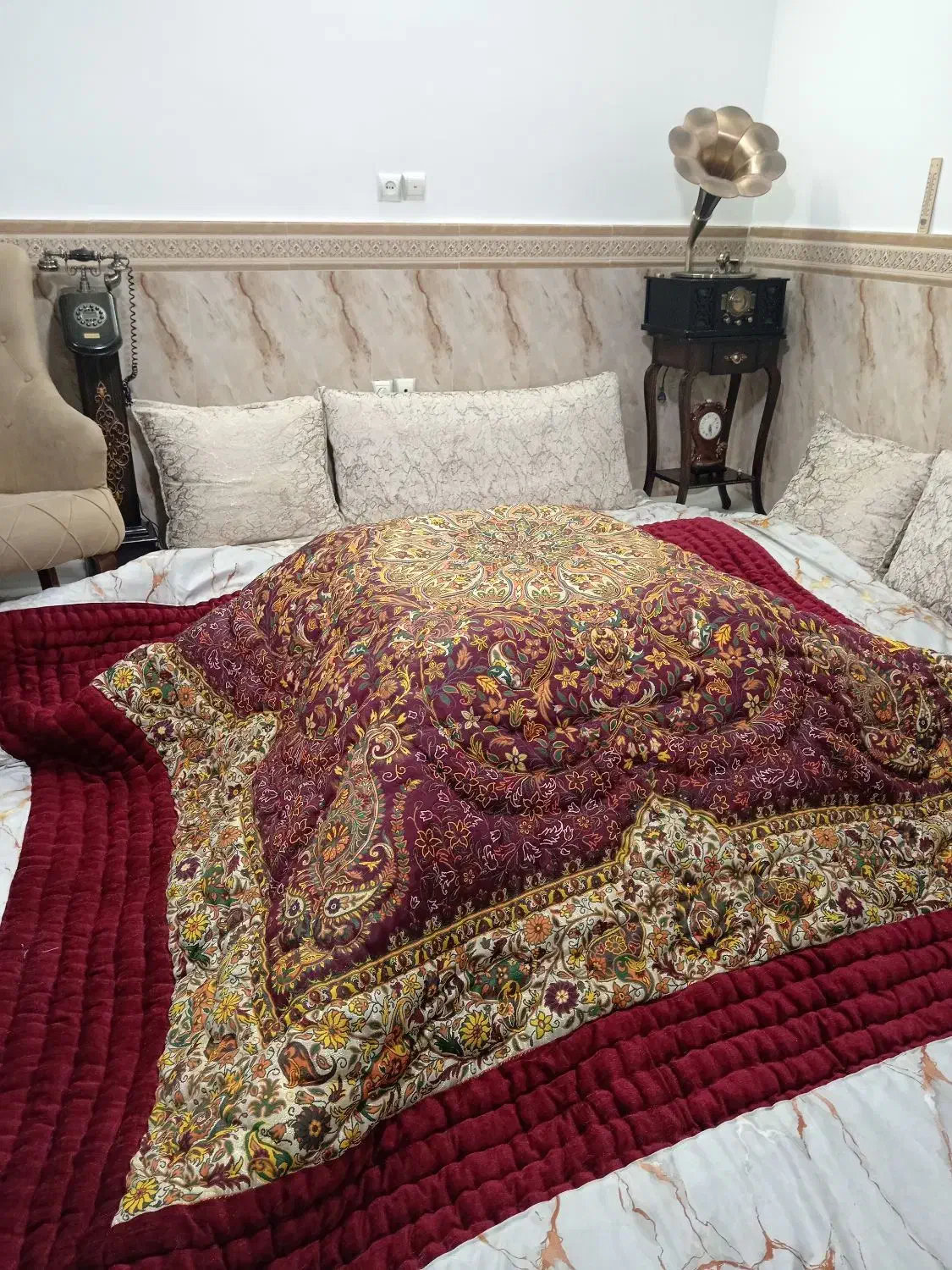 تولیدی لحاف کرسی و کالای خواب رستا|رختخواب، بالش، پتو|تربت‌حیدریه, منظر|دیوار