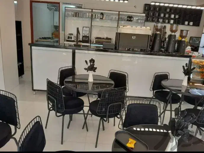 صندلی و میز آهنی کبابی رستورانی wiliX 3 7|میز و صندلی غذاخوری|رشت, بلوار گیلان|دیوار