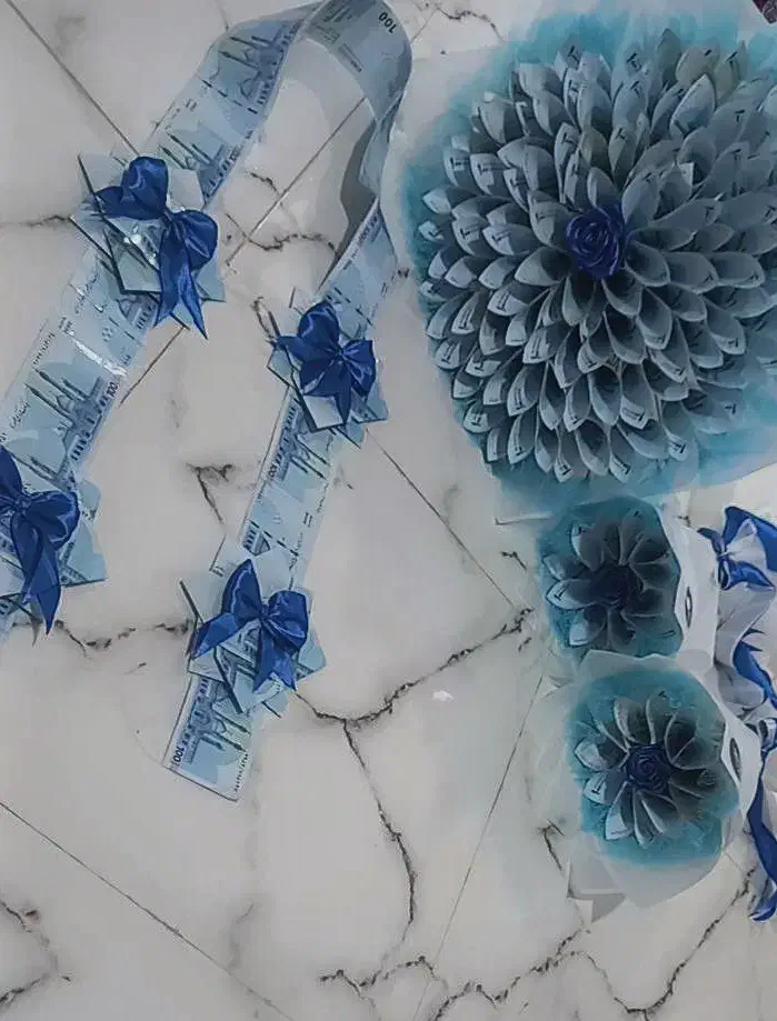 روز زن نزدیکه آقایون خاص پسند|گل مصنوعی|اسلام‌شهر, شهرک محمدیه|دیوار