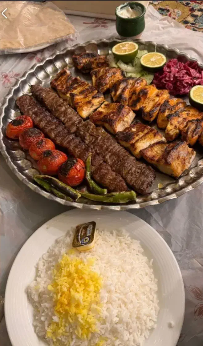 پیک متوری و کمک آشپز|استخدام خدمات فروشگاه و رستوران|رباطکریم, رباطکریم|دیوار