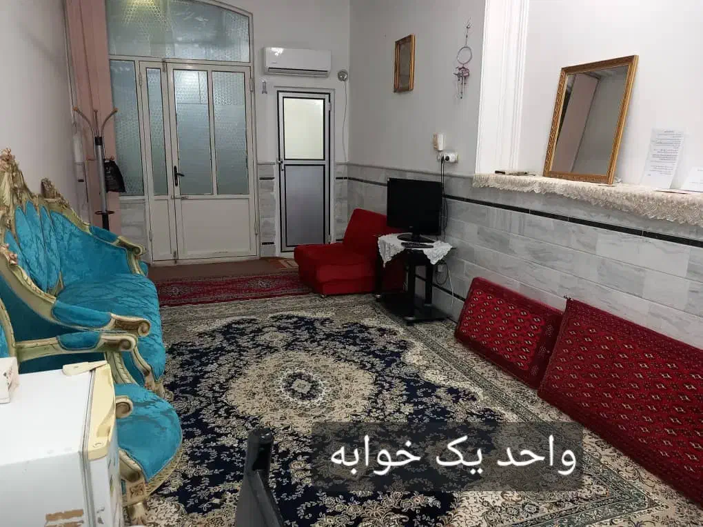 سوئیت۱۲۰متر و۵۰ متر تمیز ۷۲تن با کولر گازی پارکینگ|اجارهٔ کوتاه‌مدت آپارتمان و سوئیت|قم, هفت تیر|دیوار