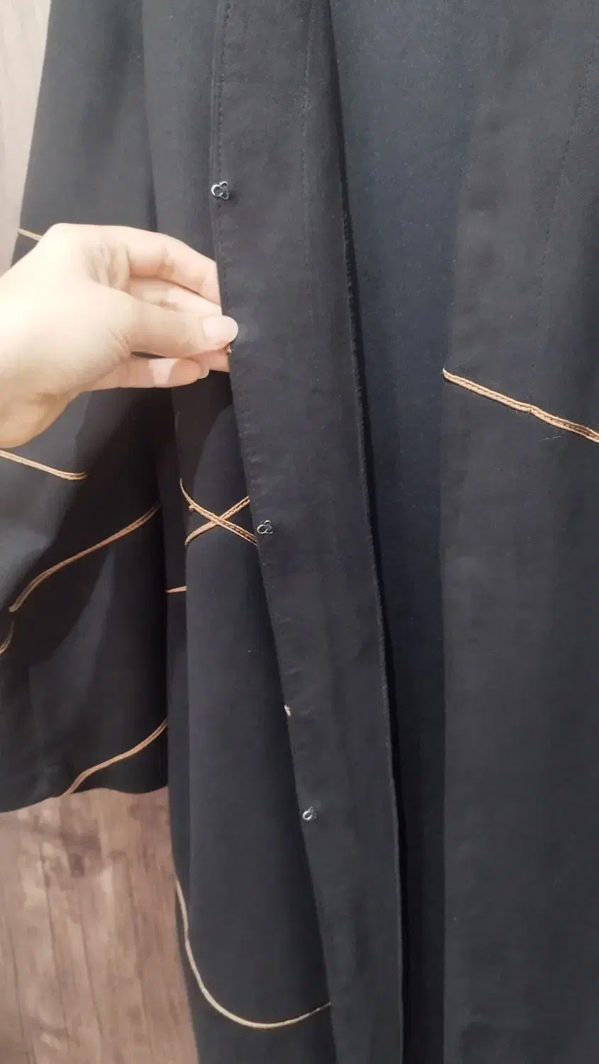 تعدادی مانتو درحد|لباس|رودسر, |دیوار