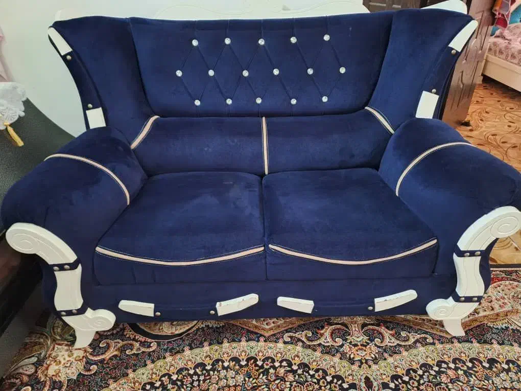 مبل هفت نفره همراه با میز عسلی|مبلمان خانگی و میز عسلی|لنگرود, |دیوار