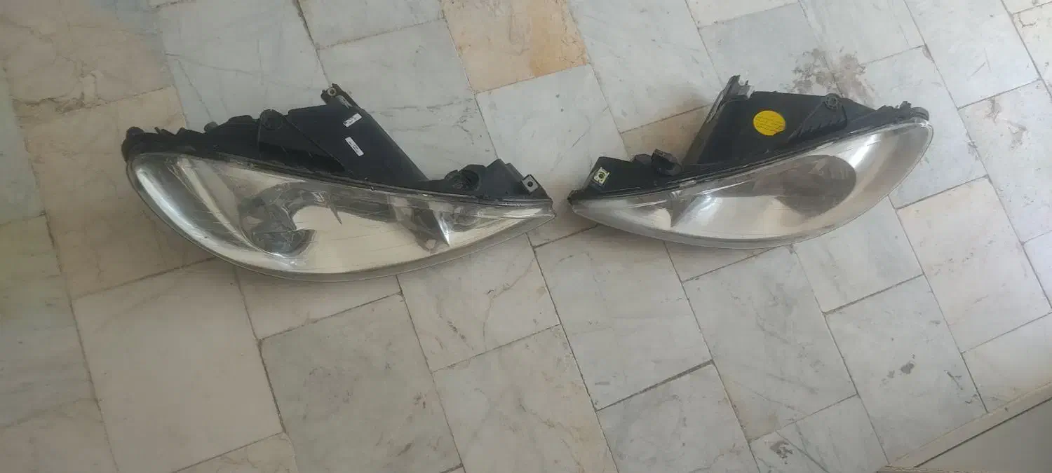 چراغ 206 سالم|قطعات یدکی و لوازم جانبی|قدس, شهرقدس|دیوار