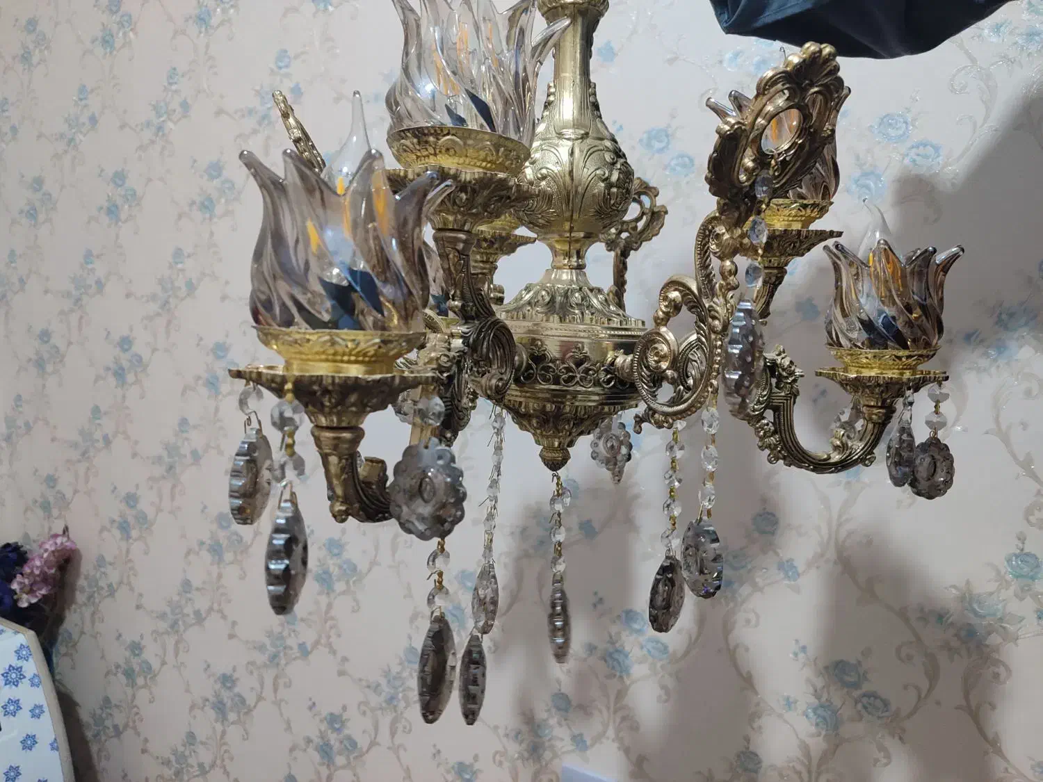 لوستر سه شاخه برنجی نو و۶شعله تمیز|لوستر و چراغ آویز|مشهد, هنرور|دیوار