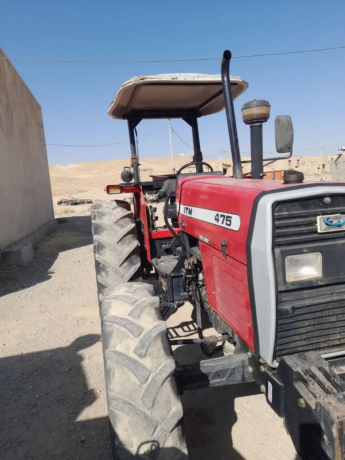 تراکتور فرگوسن ۴۷۵|خودرو سنگین|قروه, |دیوار