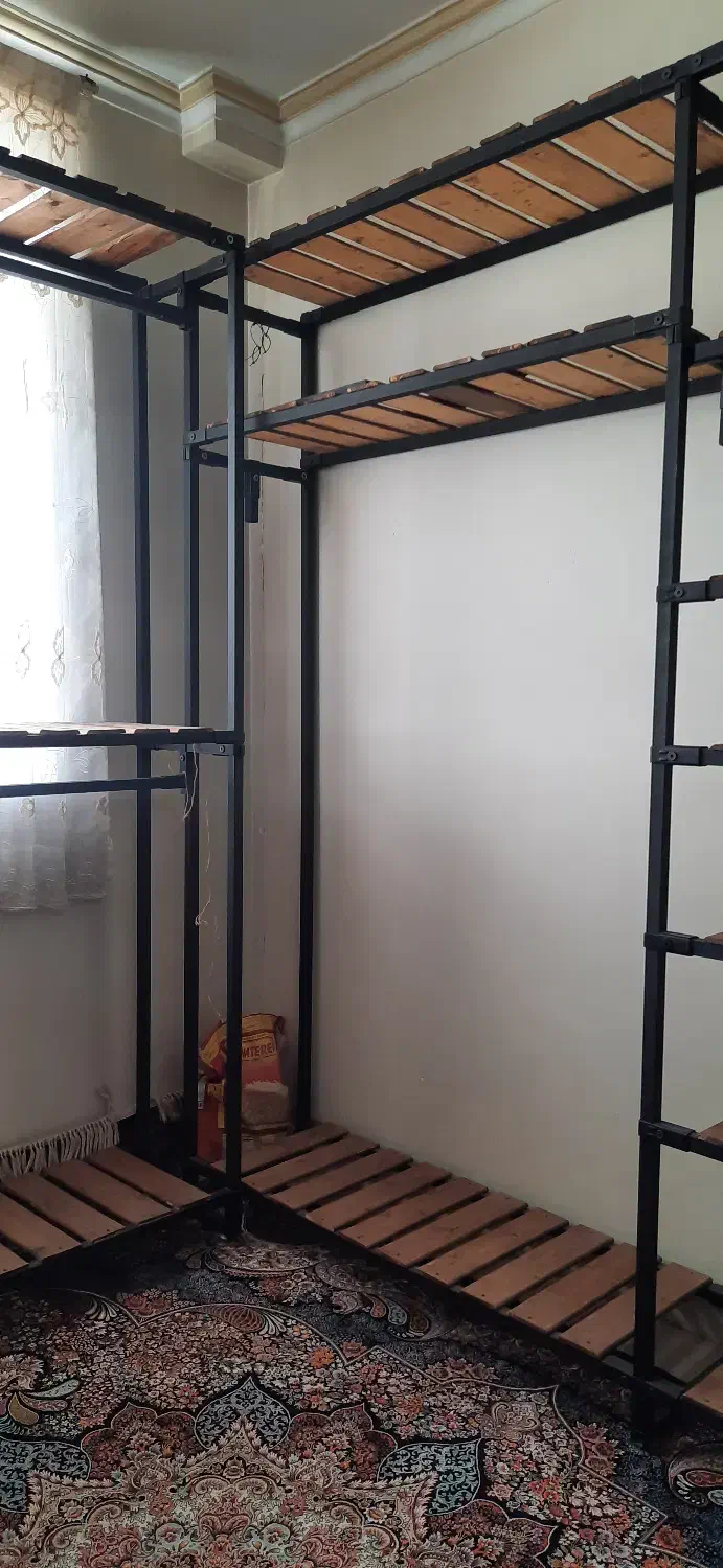 قفسه و رگال|کتابخانه، شلف، قفسه‌های دیواری|تهران, نیروی هوایی (پیروزی)|دیوار