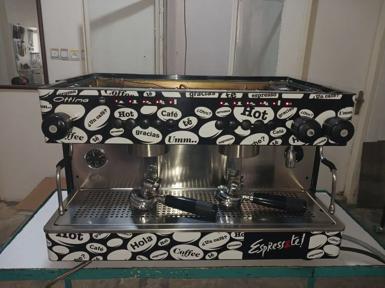 فروش دستگاه اسپرسو ساز صنعتی|کافی‌شاپ و رستوران|کرج, دولت‌آباد|دیوار