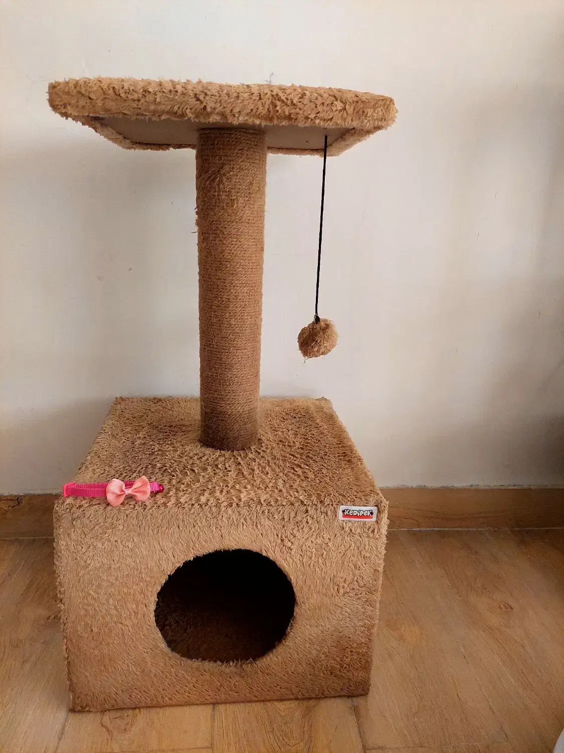 خانه گربه|لوازم جانبی حیوانات|ارومیه, |دیوار