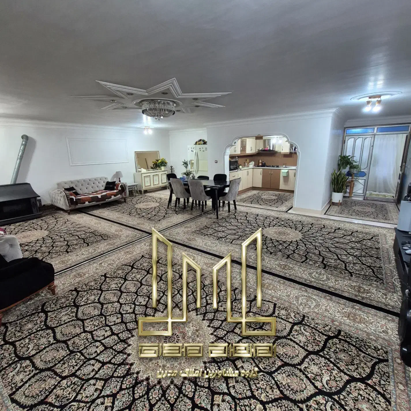 خانه بازسازی‌شده بزرگ با قابلیت تجاری در مرکز شهر|فروش خانه و ویلا|کیاشهر, |دیوار