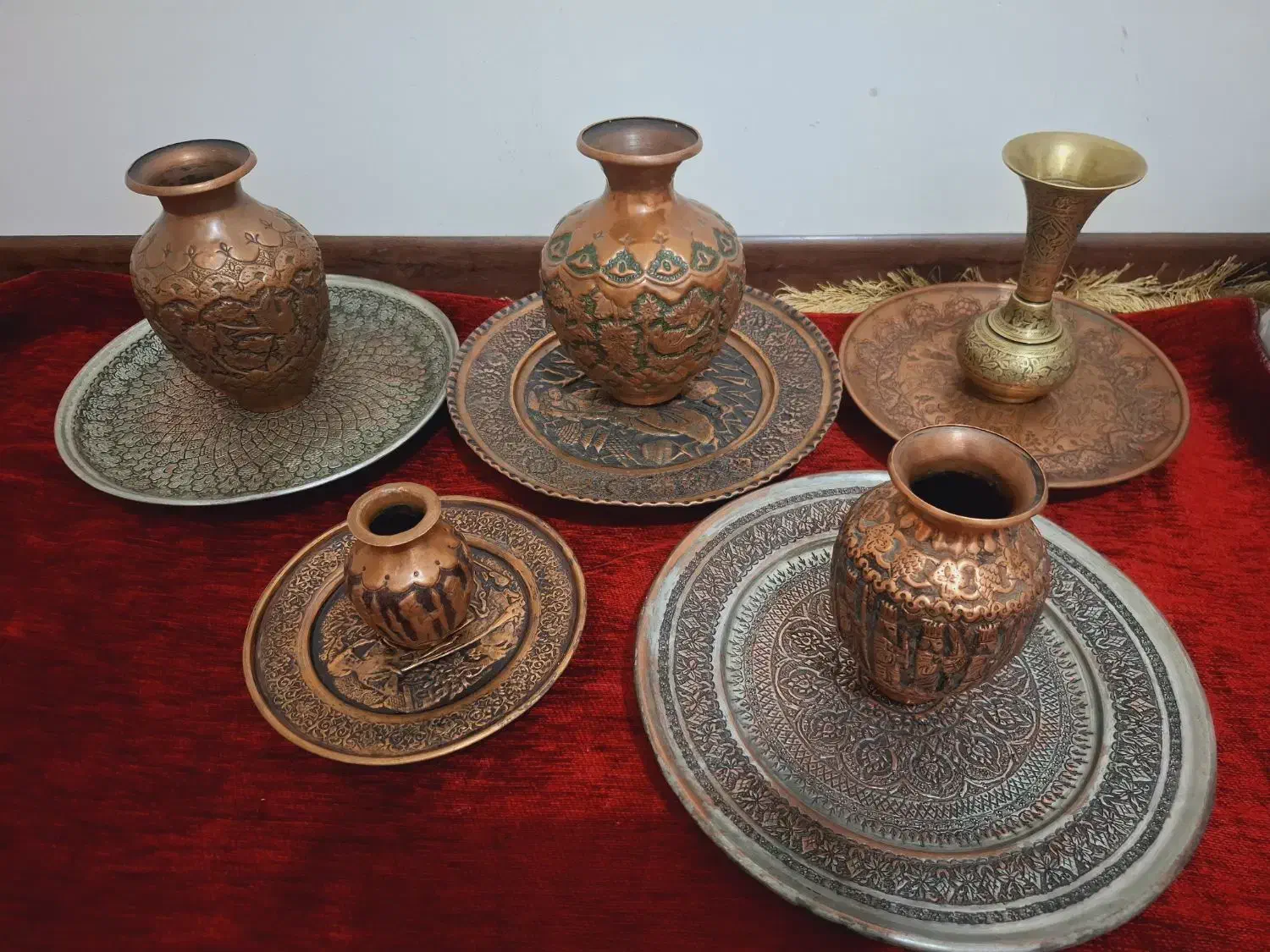 سینی مسی و گلدان مسی قلم قدمتدار|کلکسیون اشیاء عتیقه|تهران, والفجر (افسریه)|دیوار