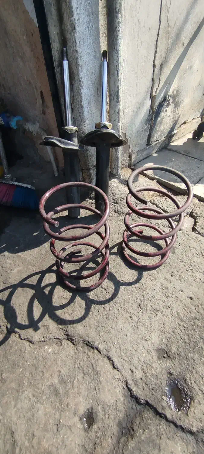 کمک و فنر پژو|قطعات یدکی و لوازم جانبی|قرچک, شهرک گلها|دیوار