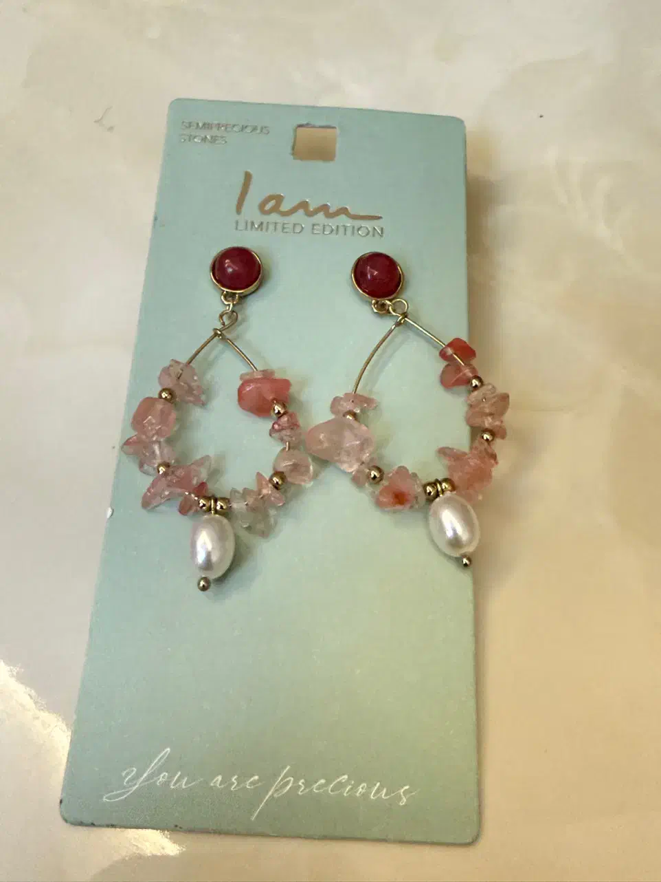 گوشواره|بدلیجات|نیشابور, بلوار گلها|دیوار