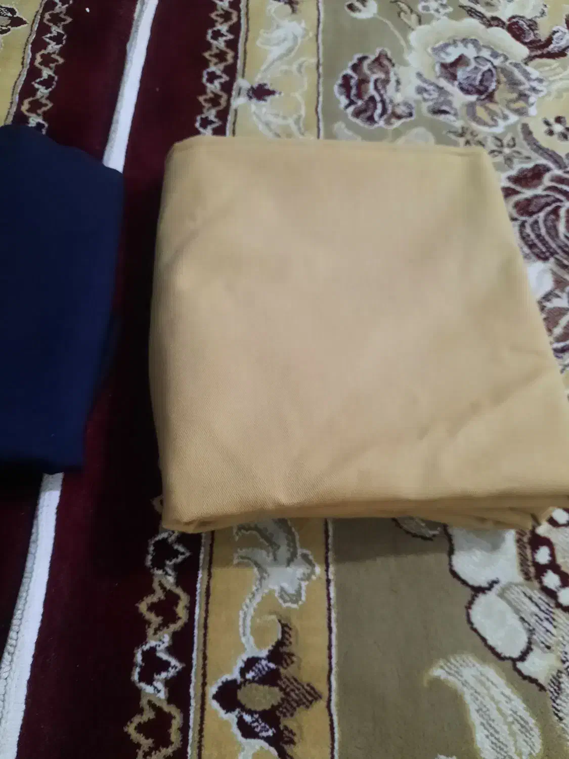 پارچه کتان۵ ‌/2 متر نو|لوازم خیاطی و بافتنی|رباط‌کریم, رباط‌کریم|دیوار