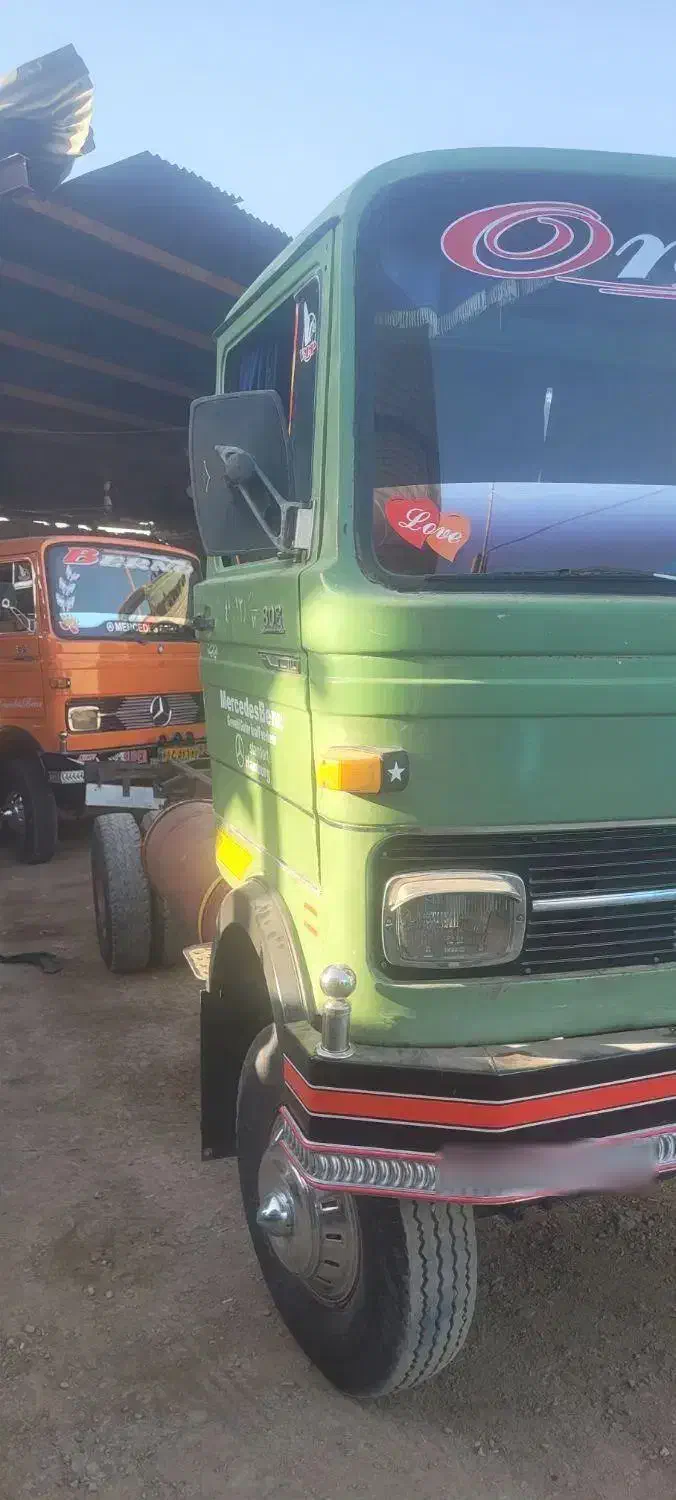 خاور ۸۰۸ مدل ۶۲|خودرو سنگین|فلاورجان, |دیوار