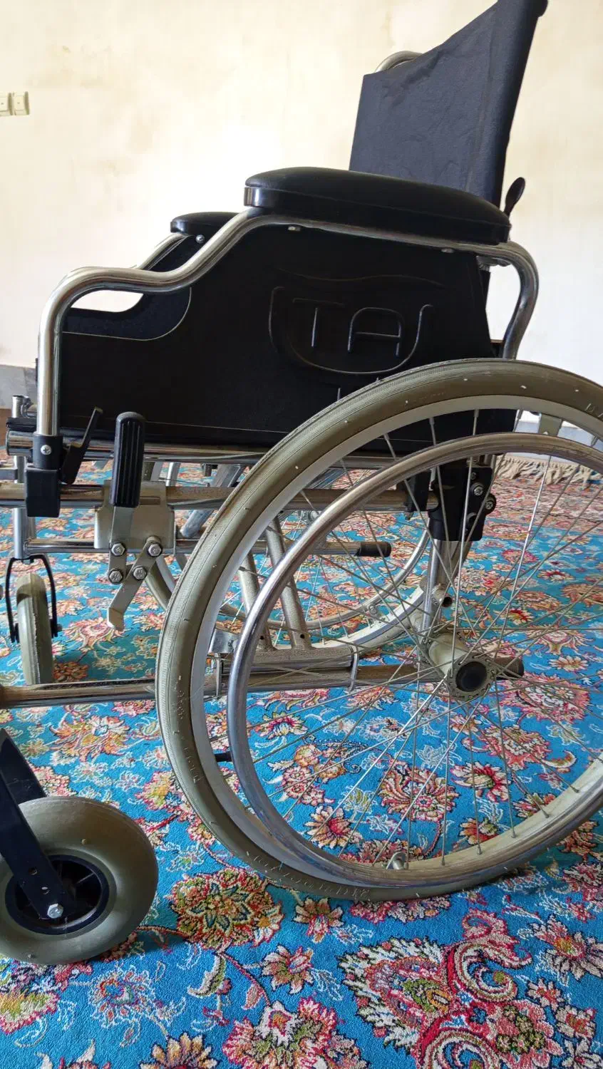 ویلچرنو|پزشکی|گنبد کاووس, |دیوار