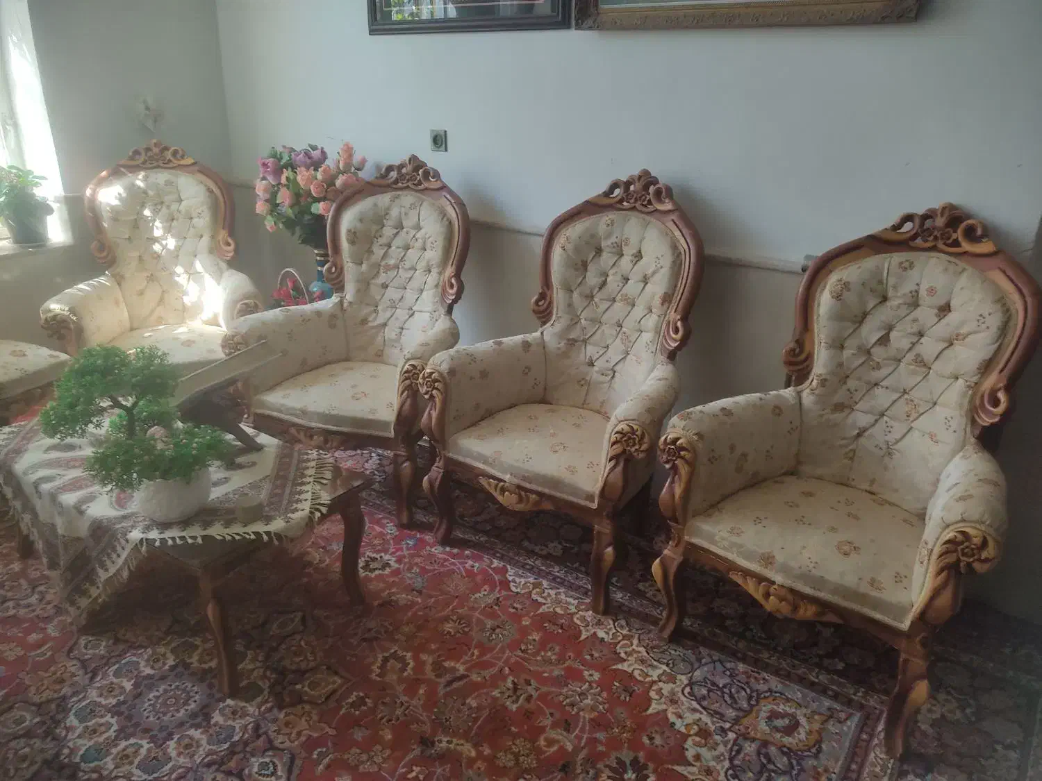 مبل سلطنتی چوب گردو فریمان|مبلمان خانگی و میز عسلی|فریمان, |دیوار