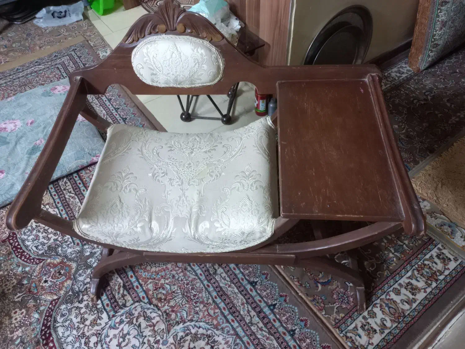 میز تلفن|میز تلفن|گلبهار, شهر جدید گلبهار|دیوار