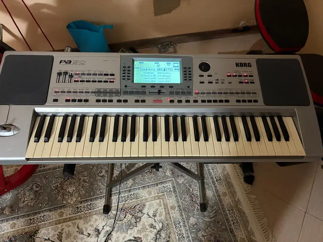 ارگ کرگ|پیانو، کیبورد، آکاردئون|اصفهان, برازنده|دیوار