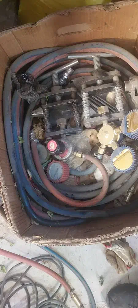 نیروی برش کار گیره بند جوشکار(فورجینگ)|استخدام معماری، عمران و ساختمانی|اندیشه, اندیشه فاز ۱|دیوار