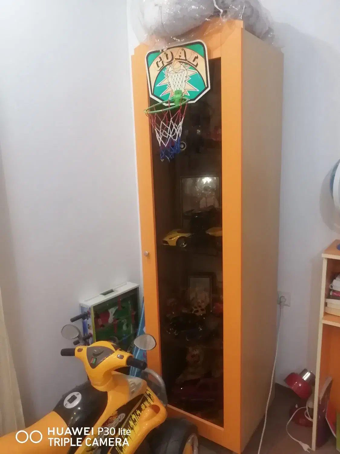 تخت و کمد لباس نوجوان|تخت و سرویس خواب|آذرشهر, |دیوار