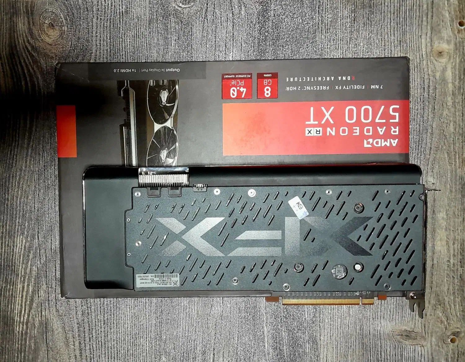 کارت گرافیک AMD 5700XT XFX سه فن پلمپ با جعبه|قطعات و لوازم جانبی رایانه|رشت, استادسرا|دیوار