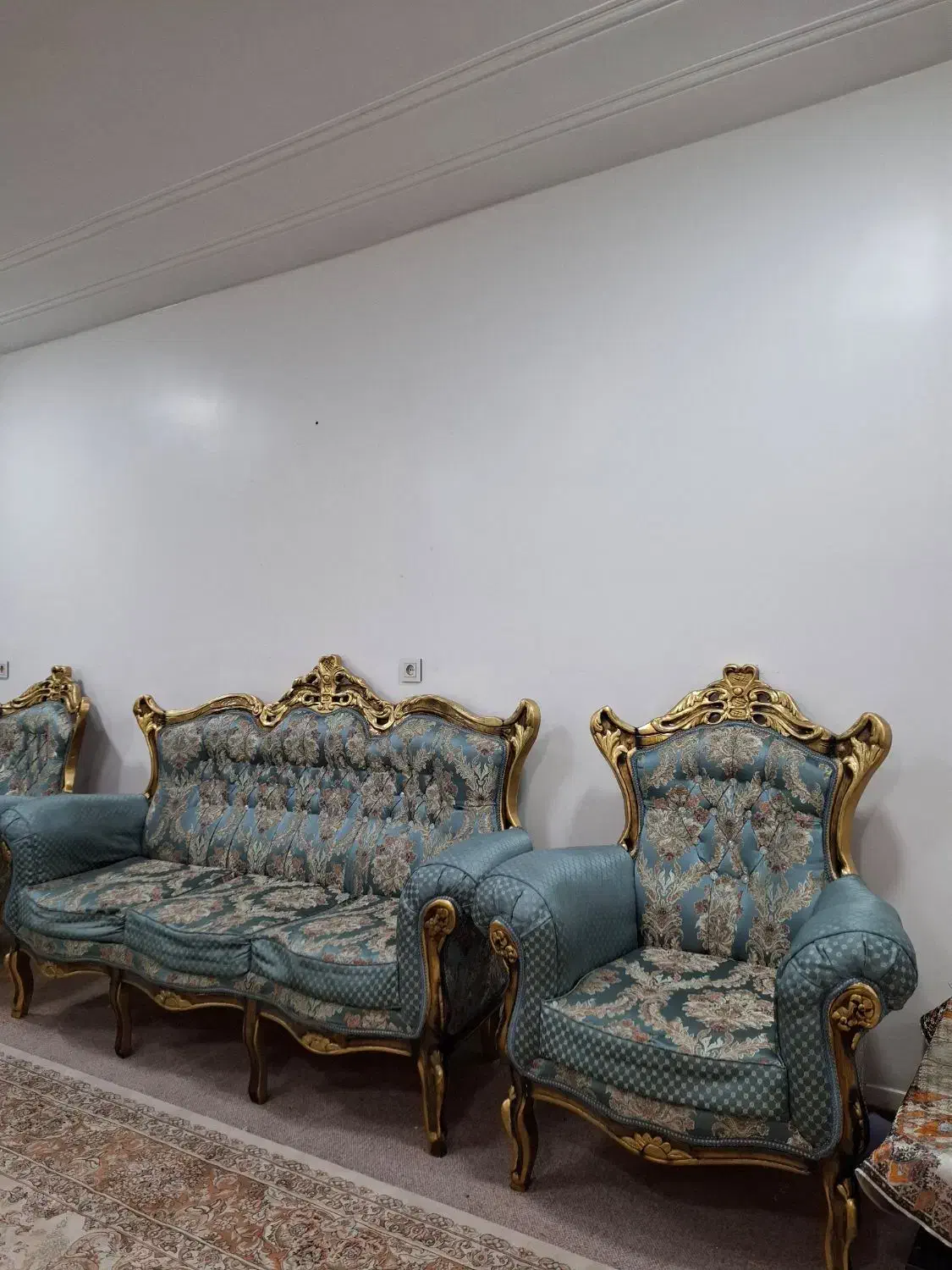 دو دست مبل سلطنتی و استیل|مبلمان خانگی و میز عسلی|اهواز, کوروش|دیوار